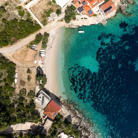 Secluded Fisherman's Cove Tvrdni Dolac, Hvar - 18006 Casa vacanze *