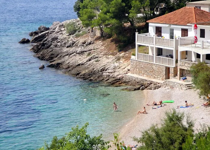 بيت للعطل Secluded Fisherman's Cove Tvrdni Dolac, Hvar - 18006 *